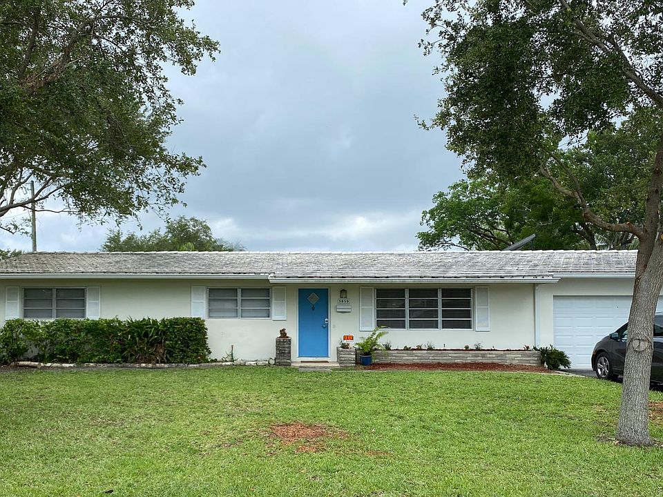 1st image of 5850 SW 65th Ave