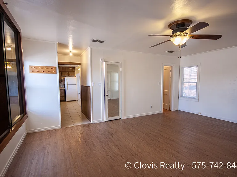 1020 Calhoun St — Photo 15