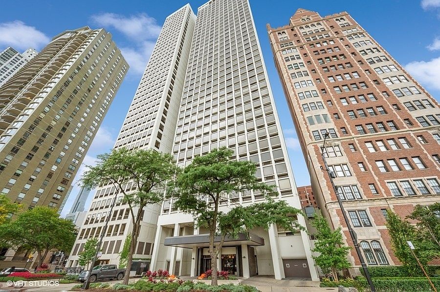1st image of 1110 N Lake Shore Dr APT 21S