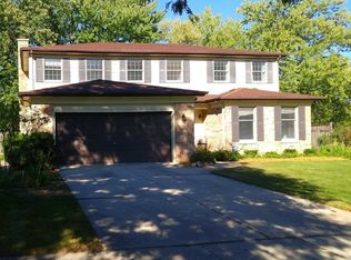 3060 Lindenwood Ln, Glenview, IL