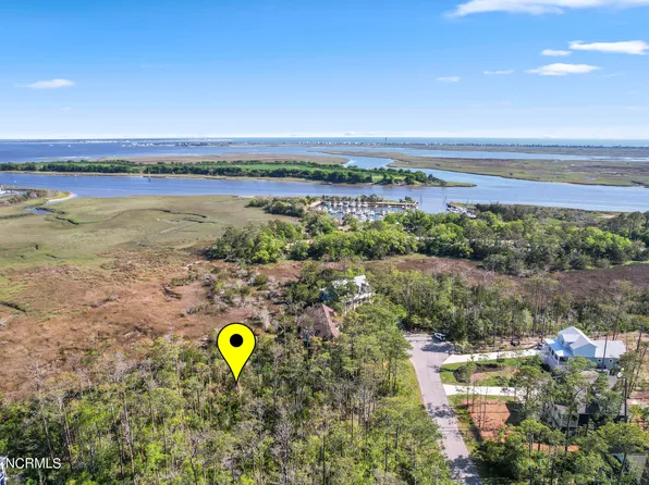 627 Marsh Grass Court, Southport, NC 28461