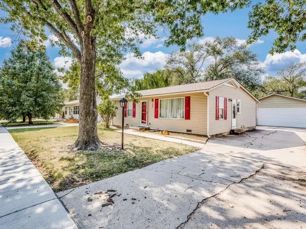 1639 S Saint Paul St, Wichita, KS 67213