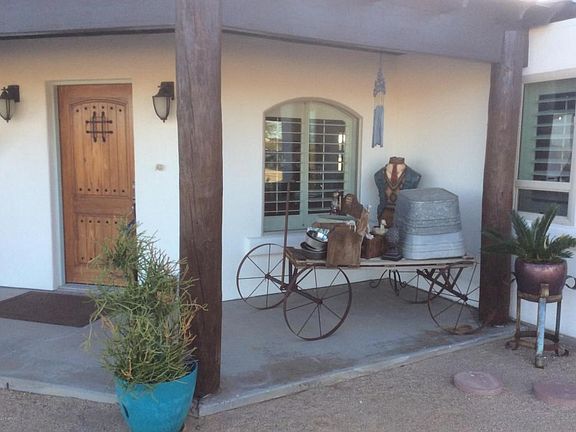 Front Patio and Doorway