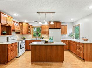 13244 Irving Ave S, Burnsville, MN 55337