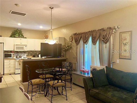 4th image of 16312 Fairford Palms Ct