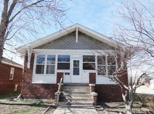 821 N 18th St, Herrin, IL 62948