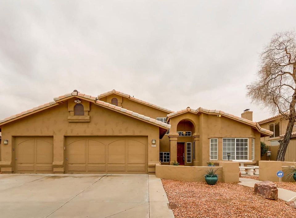2657 E Verbena Dr Phoenix AZ-large-001-3