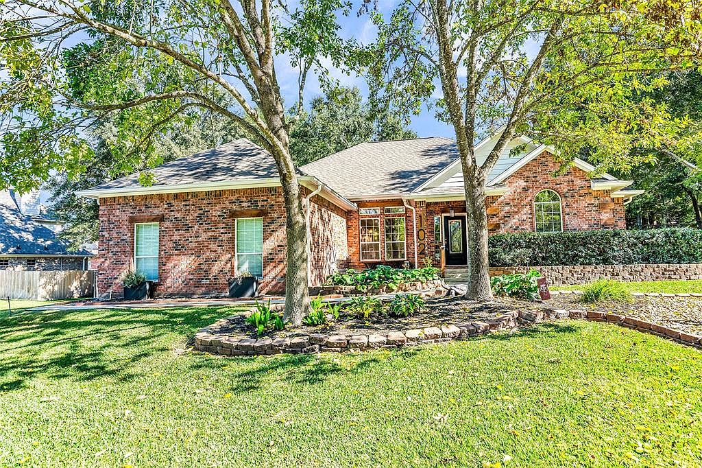 102 Clear Springs Dr, Montgomery, TX 77356 | MLS #53611158 | Zillow