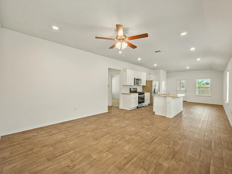 2886 Wolfcreek — Photo 9