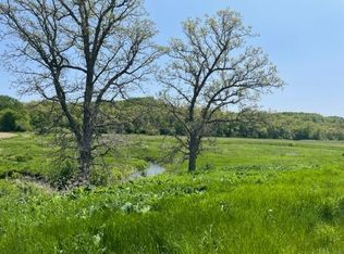 1213 380th St, Decorah, IA 52101