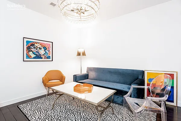 Sold by Sotheby's International Realty | media 11