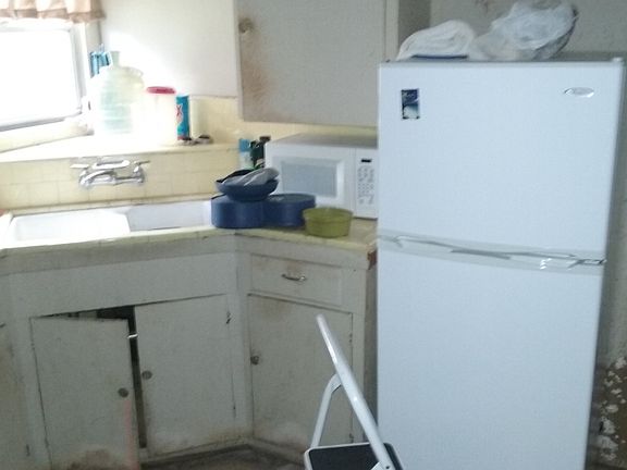 3rd image of 1306 Natchez Ave