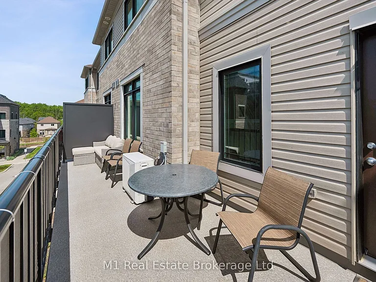 107 Westra Dr #17 — Photo 37