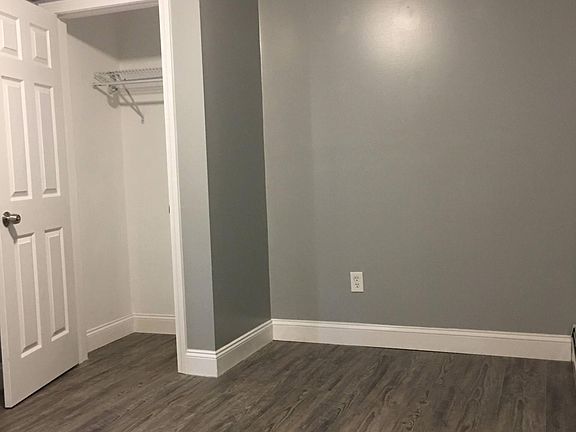 3rd image of 423 Bowdoin St #B