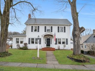 3 Franklin St, Newton, NJ 07860