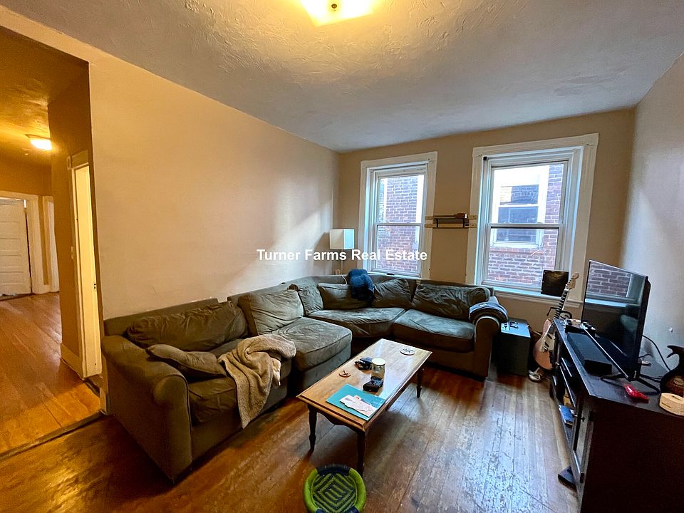 1st image of 71 S Huntington Ave #3A