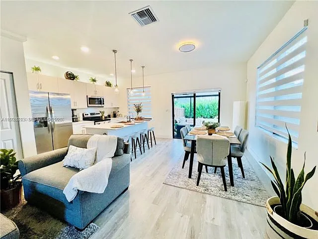 25532 SW 108th Ave — Photo 17