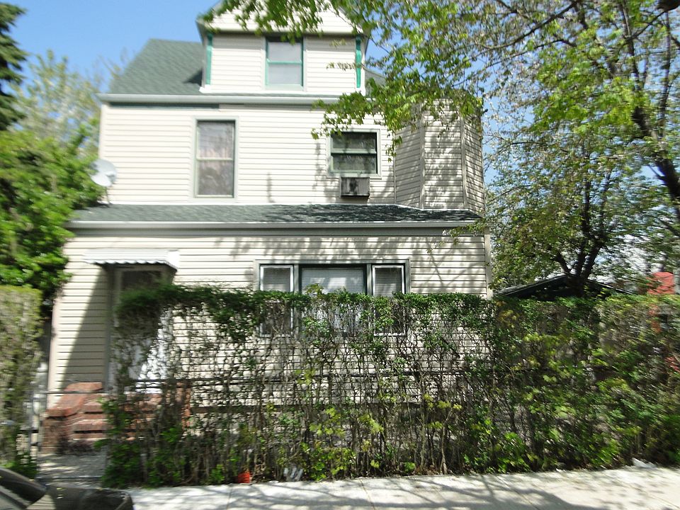 1st image of 9117 102nd St