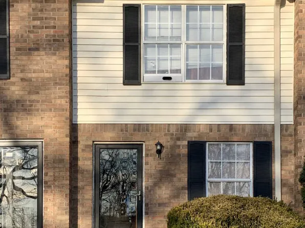 212 Blue Ridge Dr, Old Hickory, TN 37138