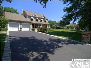 39 Meadows Ln, Ocean, NJ 07712