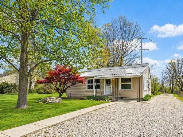 5810 Rothman Rd, Fort Wayne, IN 46835