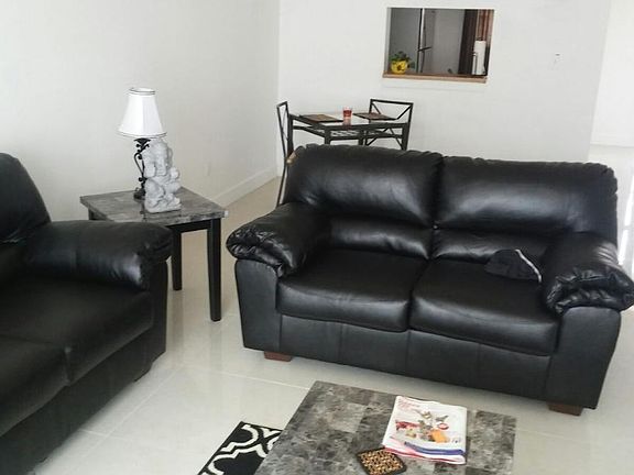 2nd image of 2860 Somerset Dr APT K300
