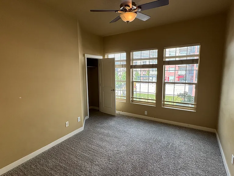 4276 S Main St — Photo 13