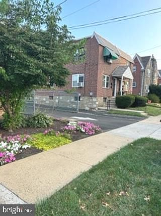 2nd image of 8020-22 Burholme Ave