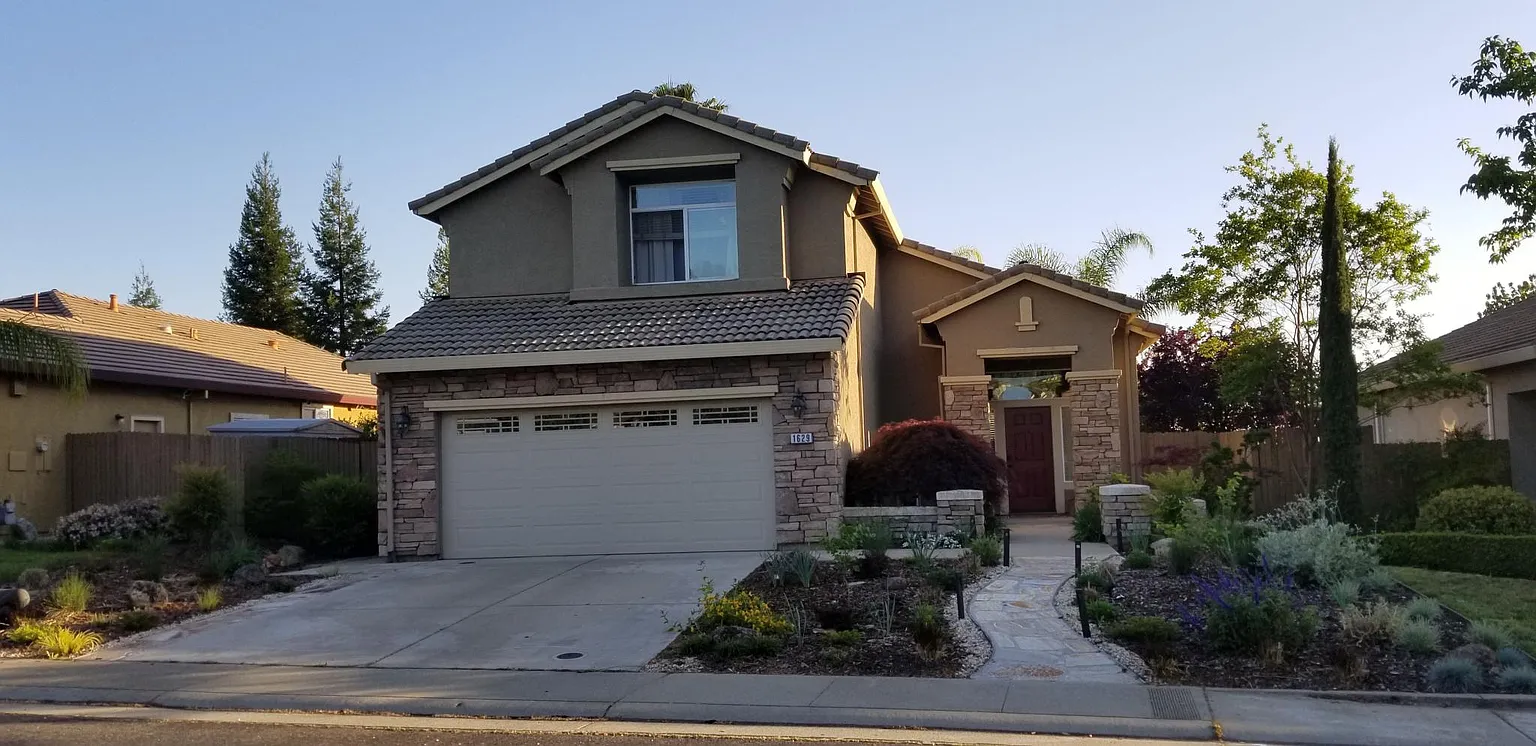 1629 Caislean Way photo 1
