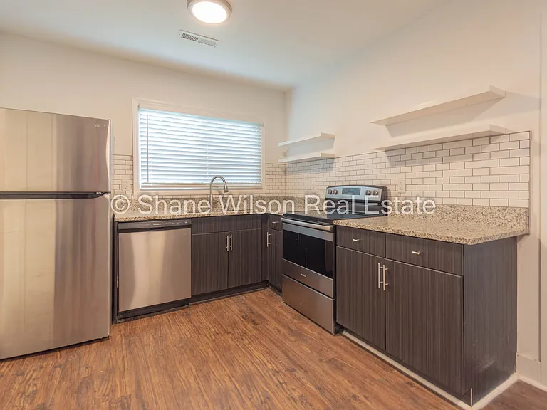 2606 Banks Rd — Photo 14
