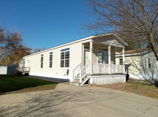 864 Victory Ln, Justice, IL 60458