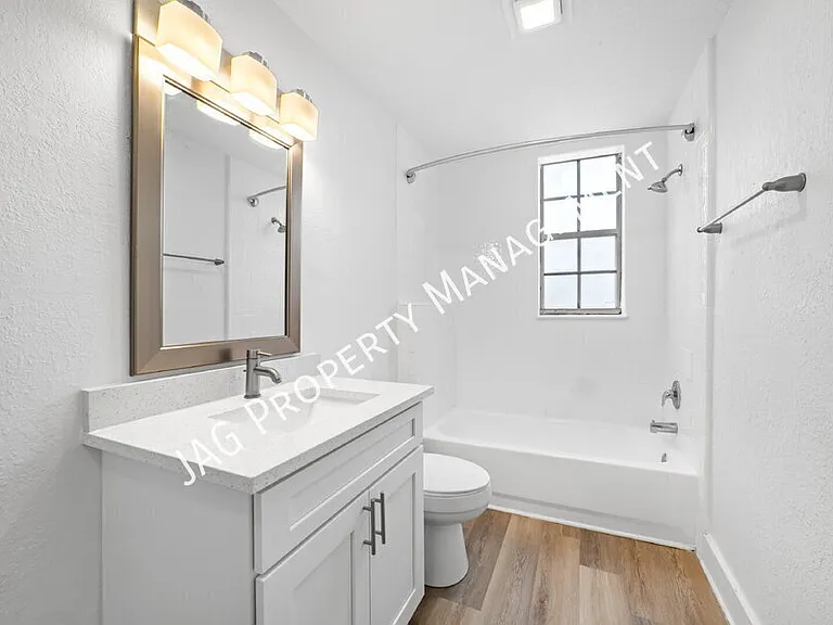 931 Rubel St #4 — Photo 10