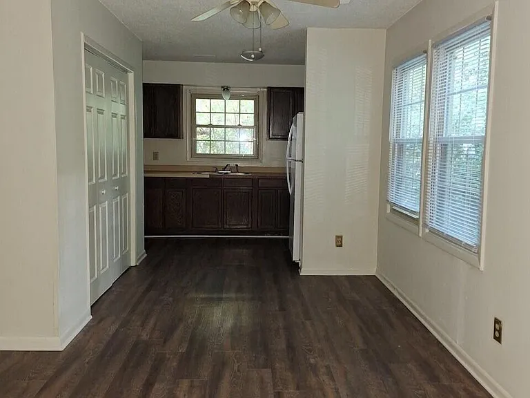 104 Eric Ct #A — Photo 4