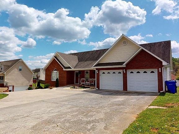 2nd image of 1291 Brookfield Dr