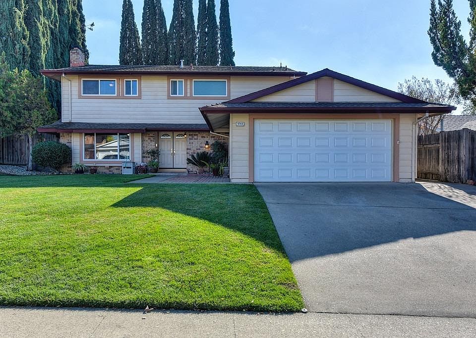 1st image of 4743 Selkirk Way