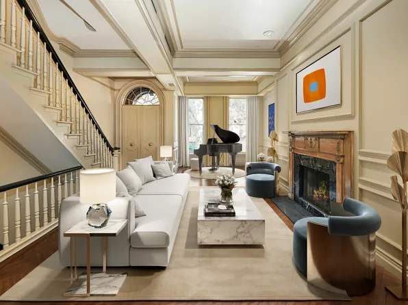 333 East 51st Street image 2 of 17