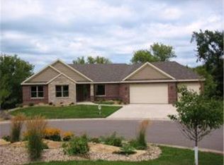 2581 Overland Pointe Cir NW, Rochester, MN 55901