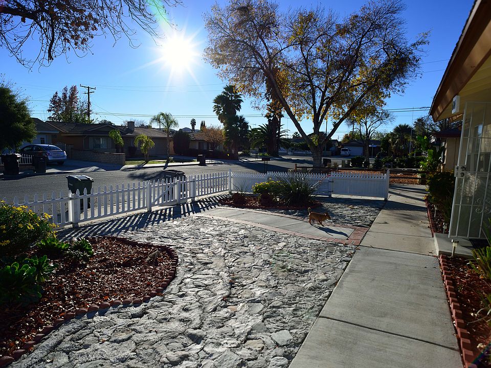 2nd image of 604 Opal Ave