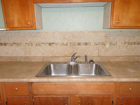 4th image of 4209 Belmeade Dr