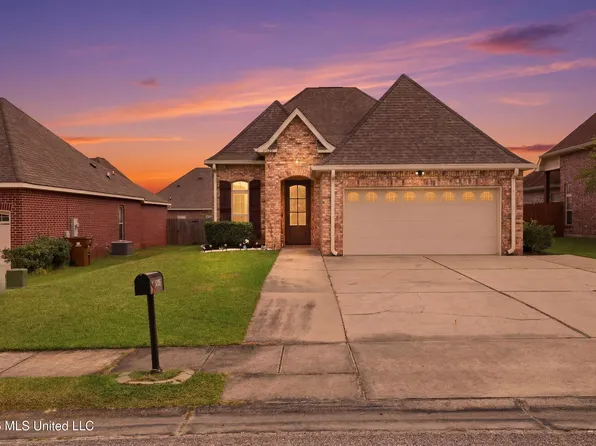 17006 Sago Dr, Diberville, MS 39540