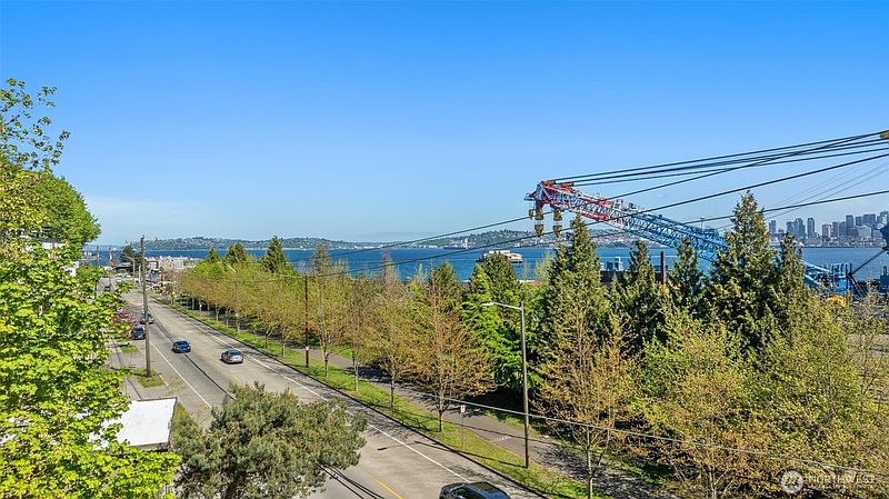 4th image of 23 XX Harbor Avenue SW