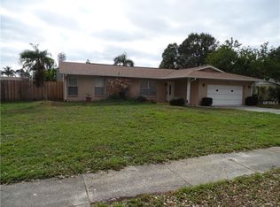 828 Ponderosa Pine Ln, Sarasota, FL 34243