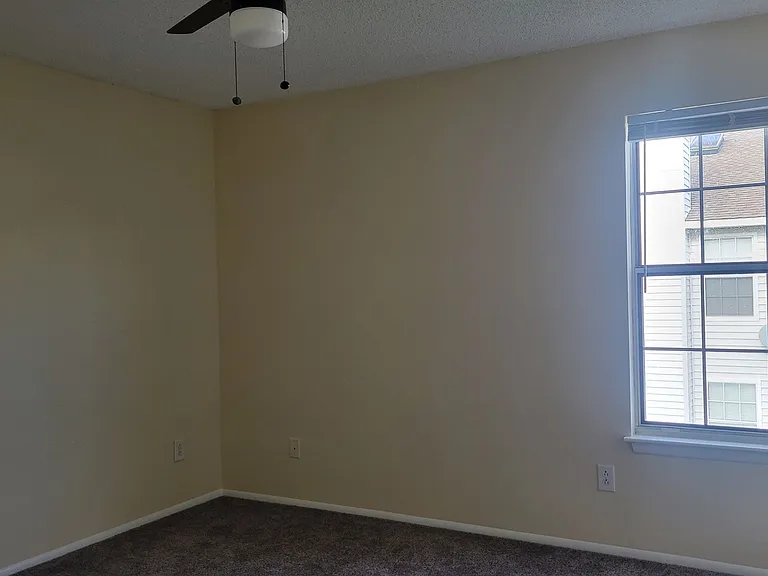5619 Summit Arch — Photo 8