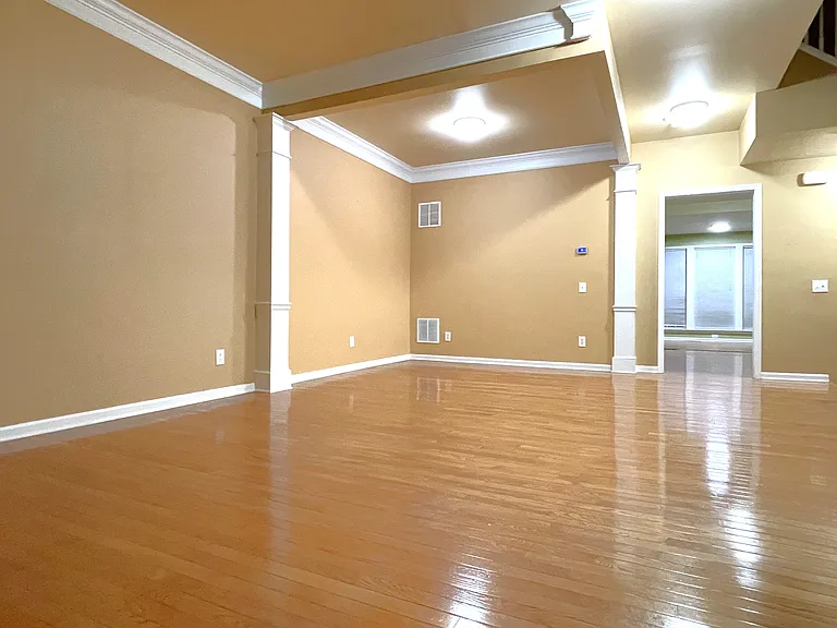 268 Baxter Dr — Photo 12