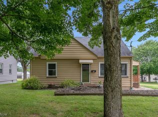 7430 Westview Dr, Youngstown, OH 44512