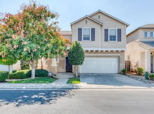 1956 N Tuscany Ln, Clovis, CA