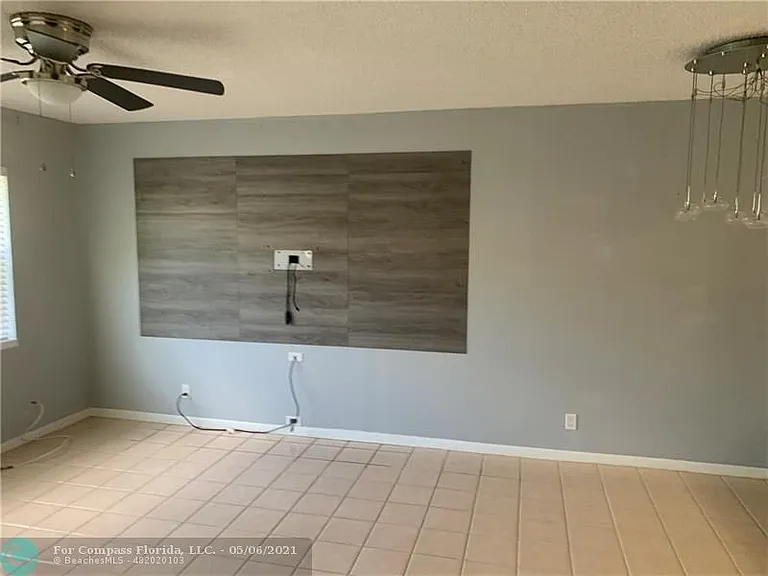 430 SE 2nd Ave #3E — Photo 34