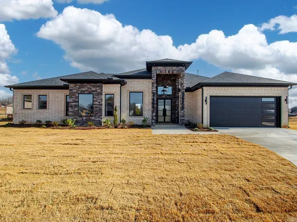 1015 Black Bass Ct, Jacksonville, AR 72076