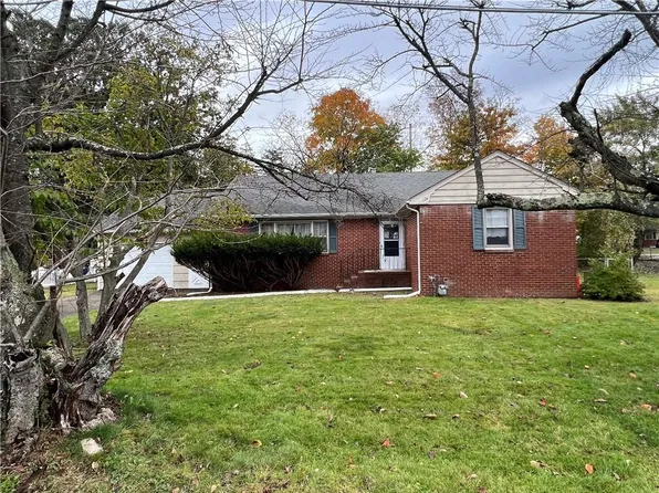 4 Crestwood Drive, New City, NY 10956