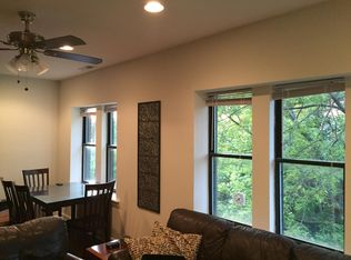 3009 W Gunnison St APT 3N, Chicago, IL 60625